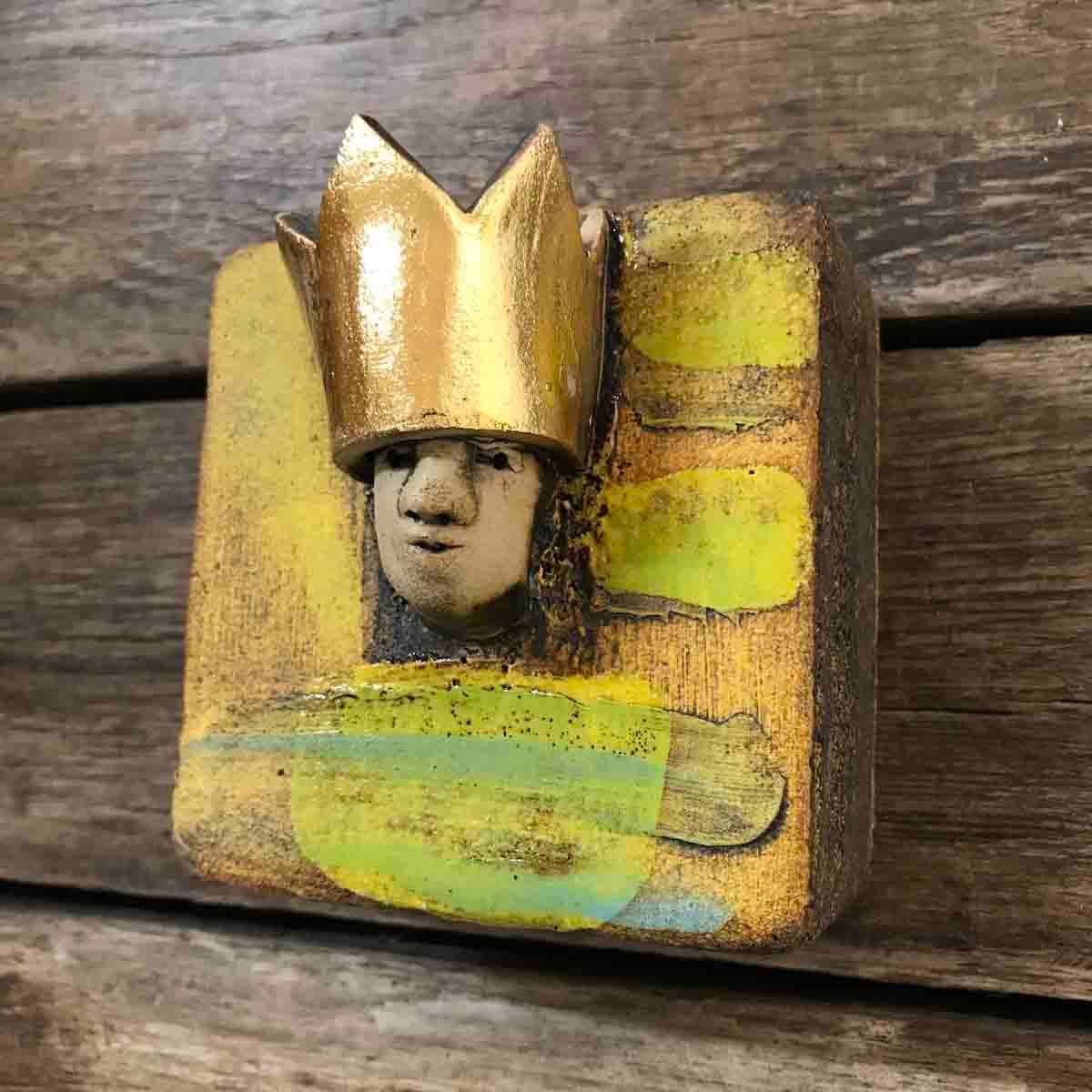 Kunstkloss, skulptur vegg ca 9x9 (G-35)