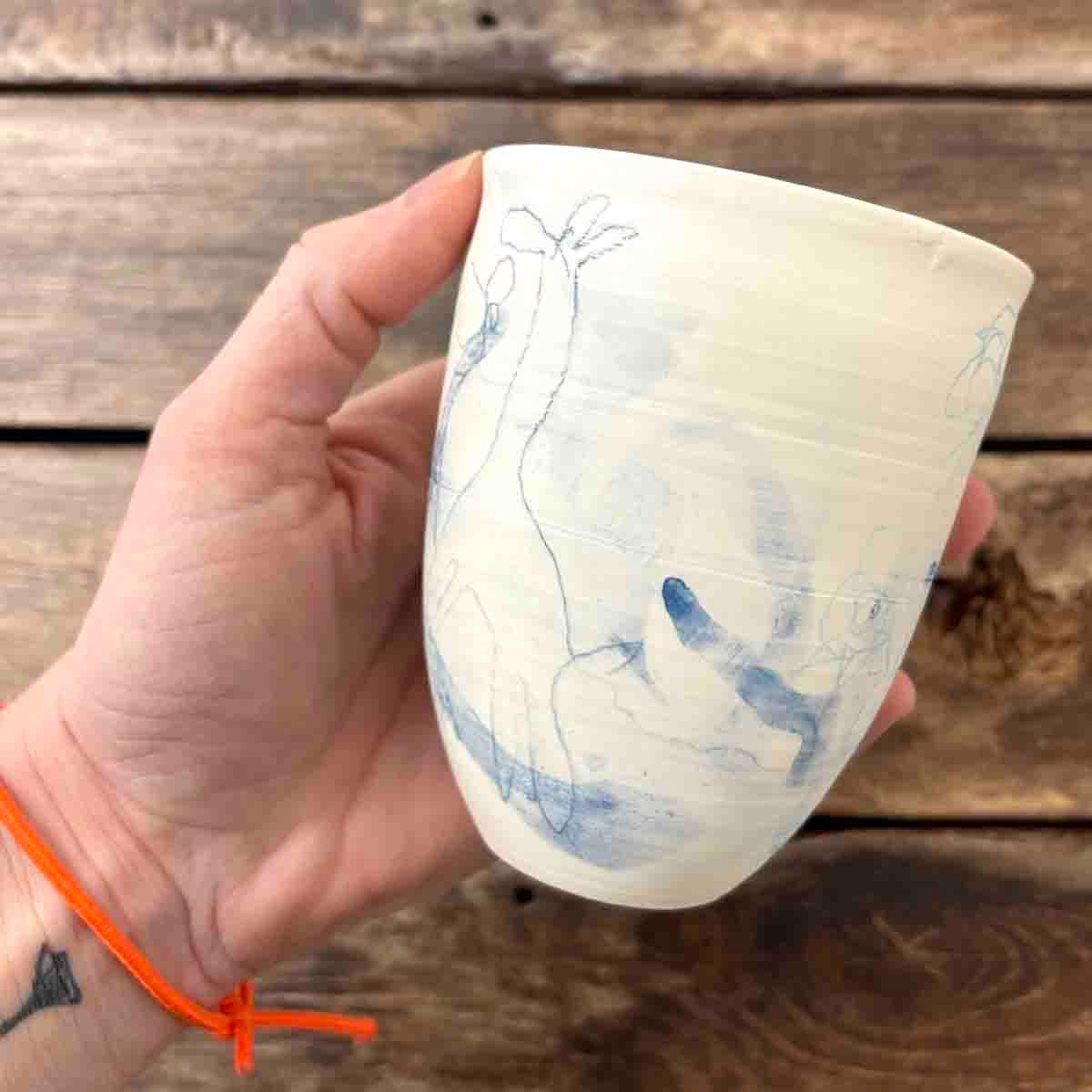 Malerisk krus, porselen 11 cm (P03)