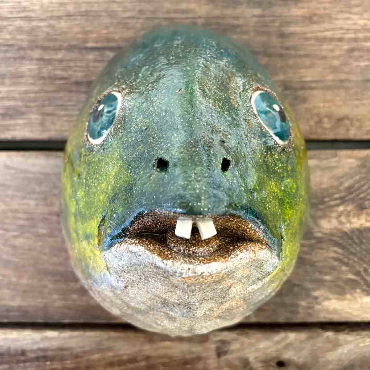 Fisk, skulptur vegg (F-1072)