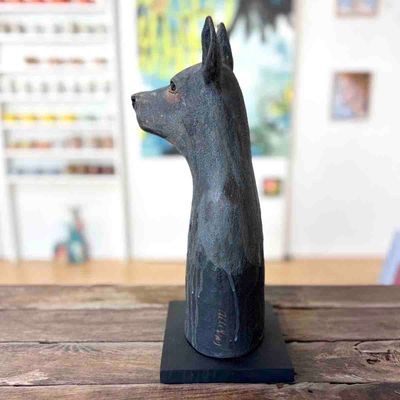 Frank hund, skulptur keramikk 39 cm 