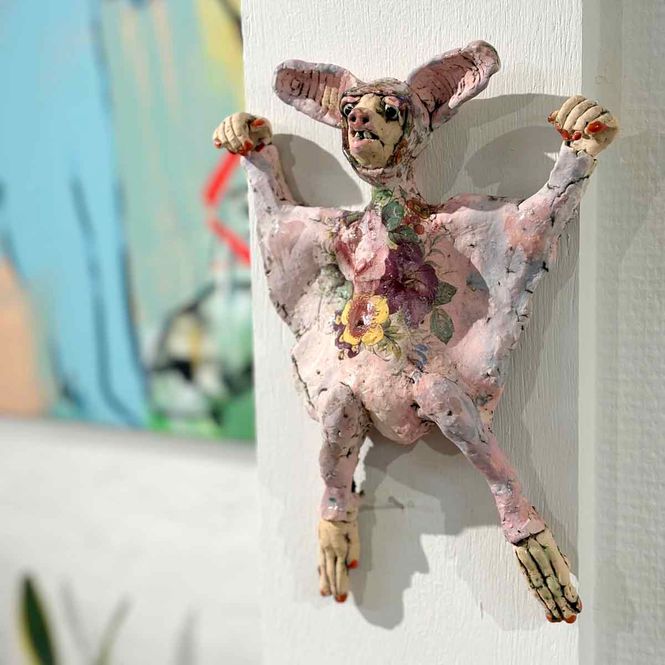 Hovedbilde Pink bat, skulptur vegg 24x17 cm