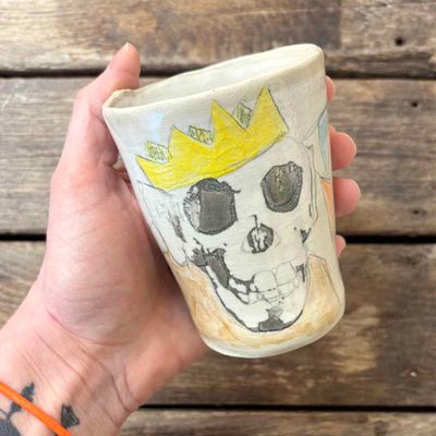 Scull kings, krus keramikk 10.5 cm