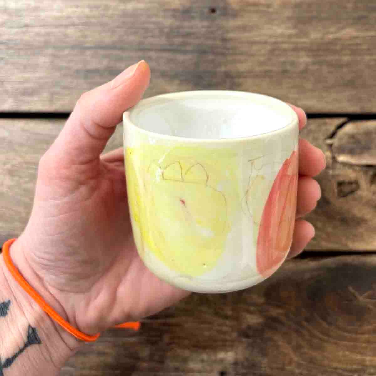 Malerisk krus, keramikk 7.5 cm (S04)