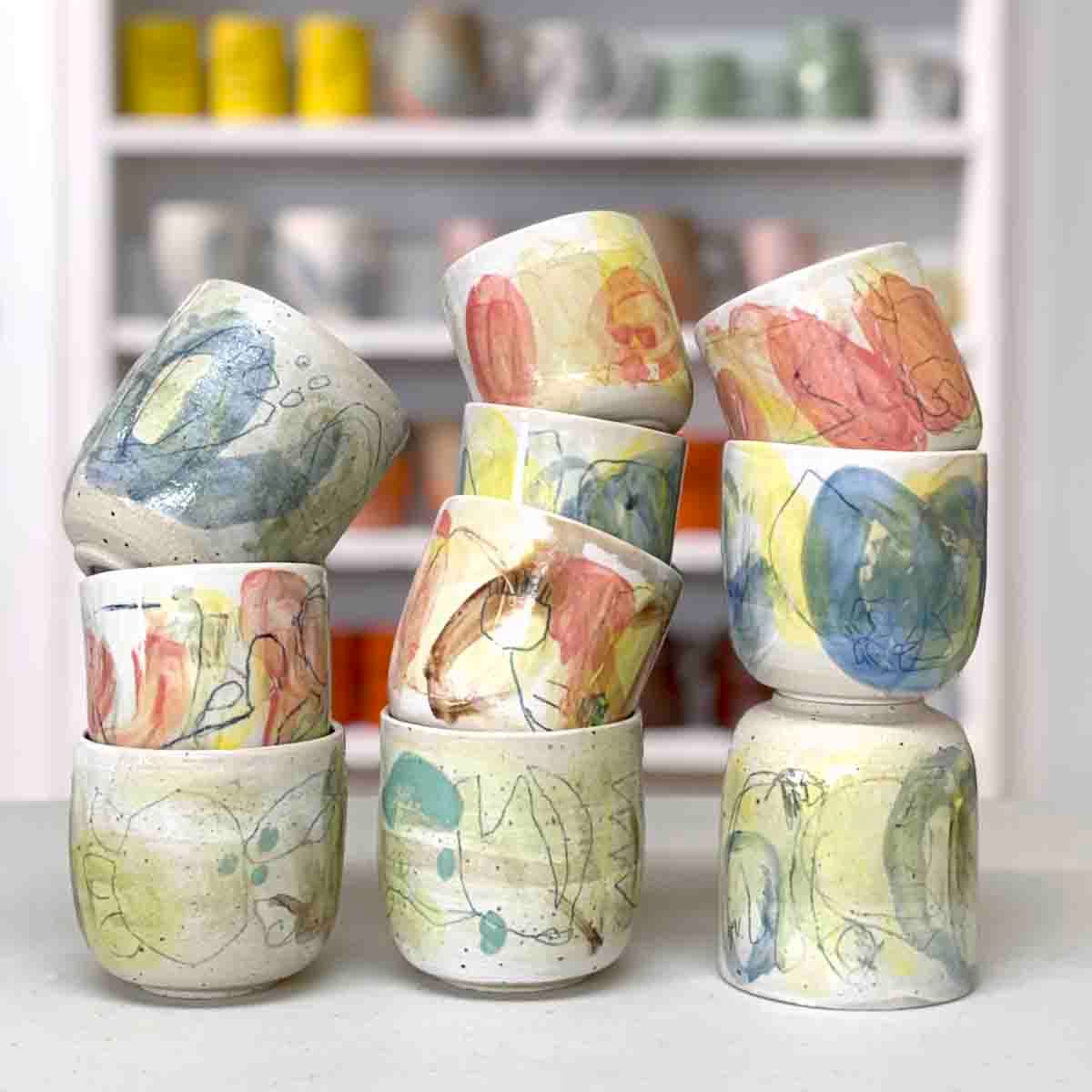 Malerisk krus, keramikk 8 cm (S07)