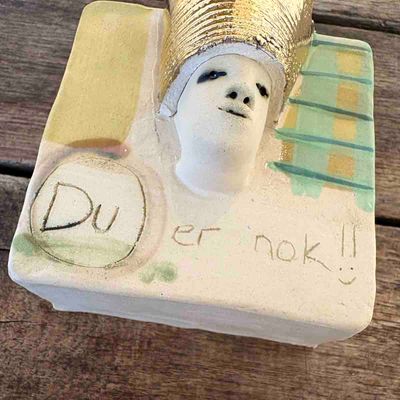 Kunstkloss, skulptur vegg ca 9x9 (M-607)